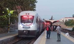 Denizli-İzmir treni arıza yaptı