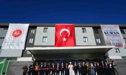 Diyanet İşleri Başkanı Arpaguş: 'Erzurum bir Kur'an şehri, Erzurum bir hafızlar diyarı. Erzurum'un öyle köyleri vardır ki 'Kaç hafız var?' diye sorulmaz, 'Hafız olmayan var mı?' diye sorulurmuş'