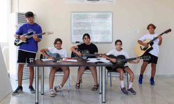 Efeler'de müzik akademisi kursları başlıyor