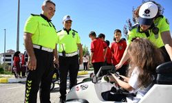 Elazığ'da çocuklar trafik kurallarını eğlenerek öğrendi