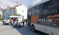 Erzincan'da midibüs ile motosiklet çarpıştı: 1 yaralı