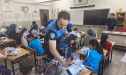 Erzincan'da polis ekiplerinden öğrencilere yeni eğitim yılı sürprizi