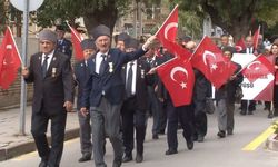 Eskişehir'de Gaziler Günü dolayısıyla bando yürüyüşü yapıldı