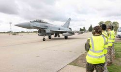 Eurofighter Typhoon tedarik projesi kapsamında İngiltere'de uçak bakım tesisleri incelendi