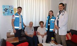 Evde sağlık hizmetleri gönüllere dokunuyor