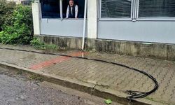Fırtınada kopan elektrik telleri ekipleri seferber etti