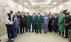 FÜ Hastanesi'nde robotik cerrahi sistemi hizmete girdi