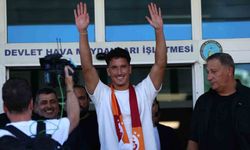 Galatasaray'ın yeni transferi Deniz Gül, İstanbul'a geldi