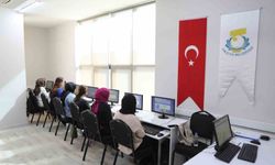 Haliliye Belediyesinden gençlere klavye eğitimi