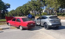 Hurdaya dönen araçtan burnu bile kanamadan çıktı