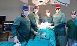 Iğdır'da nöromonitörizasyon cihazıyla tiroid ameliyatı