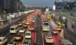 İstanbul'da trafik yoğunluğu yüzde 76'ya ulaştı