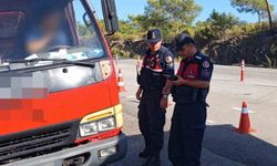 Jandarma trafik timlerince bir haftada 202 araç trafikten men edildi