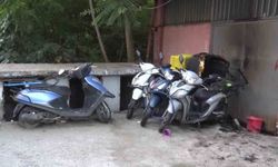 Kadıköy'de motosiklet kundaklama iddiası: 4 motosiklet kullanılamaz hale geldi