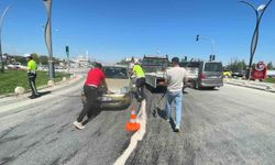 Karaman'da yola dökülen yağ kazaya neden oldu