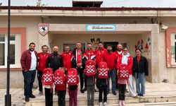 Kırsal mahalle okullarına çanta kampanyası