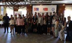 Kırşehir'de 5 ülkeden 30 genç kültür etkileşimi için buluştu