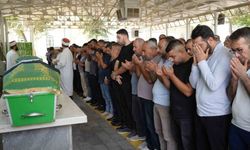 KKTC'de batan yolcu gemisinde hayatını kaybeden 14 yaşındaki Nisa, Gaziantep'te defnedildi