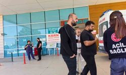 Kopan parmağını buz torbasıyla taşıdılar