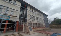Körfez'de okullara bakım ve onarım desteği