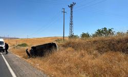 Kurtalan'da takla atan otomobilin genç sürücüsü yaralandı