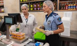 Kuşadası'nda marketler denetlendi