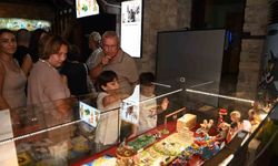 Kuşadası'ndaki oyuncak müzesine yoğun ilgi