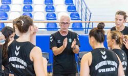 Manavgat Belediyespor kadın voleybol takımı yeni sezona hazırlanıyor