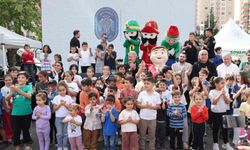Melikgazi'nin 48 yeni aracı çocuk şenliğiyle tanıtıldı
