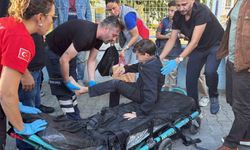 Menteşe'de okul çıkışı öğrencinin ayağı otomobilin altında kaldı