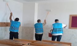 Mersin'de denetimli serbestlik yükümlülerinden 6 okulda bakım ve tadilat