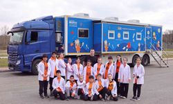 Migros Bilim Ateşböceği Öğrenim Birimi, deprem bölgesindeki çocuklarla buluşuyor