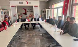 Muradiye Kızılay Şubesi gazileri ağırladı