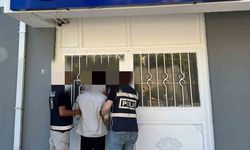 Okulun bahçesindeki Atatürk büstünü söken şahıs yakalandı