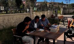 Patnos Kütüphanesi'nde kitaplarla dolu keyifli bir gün