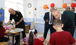 Polis Emeklileri Derneğinden öğrencilere okula başlangıç seti desteği