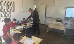 Söke İlçe Milli Eğitim Müdürü Uğurlu, öğrencilerin yeni dönem heyecanına ortak oldu