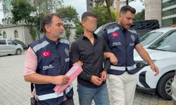 Şüphe üzerine durdurulan şahsın üzerinden ruhsatsız tabanca çıktı