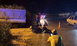 Tavşanlı'da kamyonet ile motosiklet çarpıştı: 2 yaralı