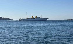 TCG Savarona eğitim gemisi İstanbul'da