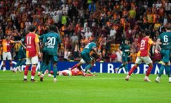 Trendyol Süper Lig: Galatasaray: 0 - Kocaelispor: 0 (İlk yarı)