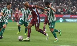 Trendyol Süper Lig: Konyaspor: 1 - Trabzonspor: 0 (İlk yarı)