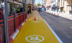 Uşak'ta yol çizgileri yenileniyor