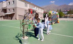 Üzümlü'de İlköğretim Haftası kutlandı