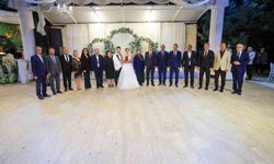Vali Akbıyık, şehit ailesinin mutlu gününde nikâh şahidi oldu