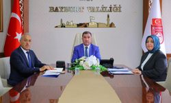 Vali Eldivan VKS üzerinden sosyal yardım toplantısına katıldı