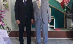 Vali Yılmaz, Şeyh Şehabettin Sühreverdi Hazretleri türbesinde