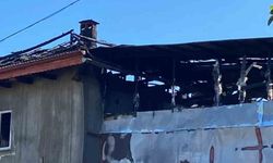 Yalvaç'ta iki ahşap ev yangında kullanılamaz hale geldi