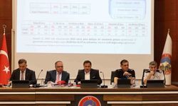 Yeni Eğitim-Öğretim Yılı Hazırlık ve Okul Güvenliği Toplantısı Vali Çiçek başkanlığında gerçekleştirildi