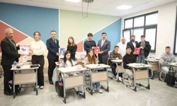 Yenişehir'de üniversite adaylarına 3 bin kitap desteği